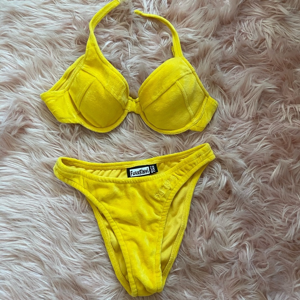 Bikini size S
